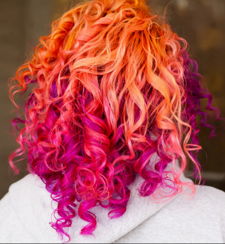 cabelos-cacheados-coloridos-01-3 Cabelos cacheados coloridos