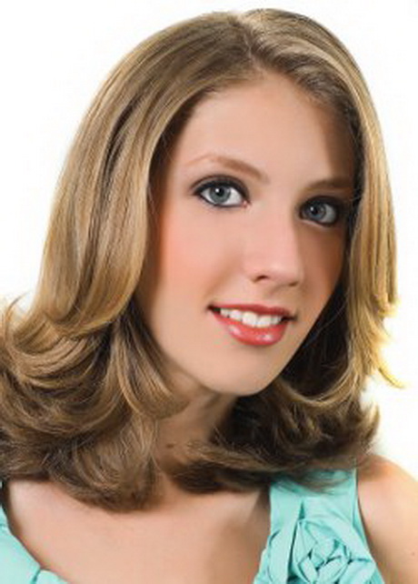 corte-de-cabelo-feminino-curto-em-camadas-82-8 Corte de cabelo feminino curto em camadas