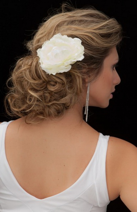 penteados-para-noivas-de-cabelo-medio-85-19 Penteados para noivas de cabelo medio