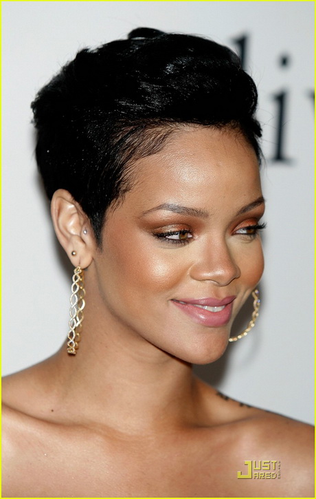 rihanna-cabelo-curto-27-11 Rihanna cabelo curto