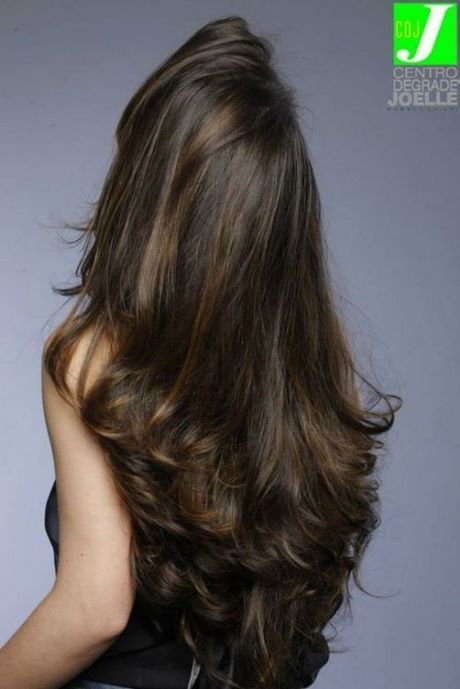 corte-de-cabelo-feminino-2020-longo-16_5 Corte de cabelo feminino 2020 longo
