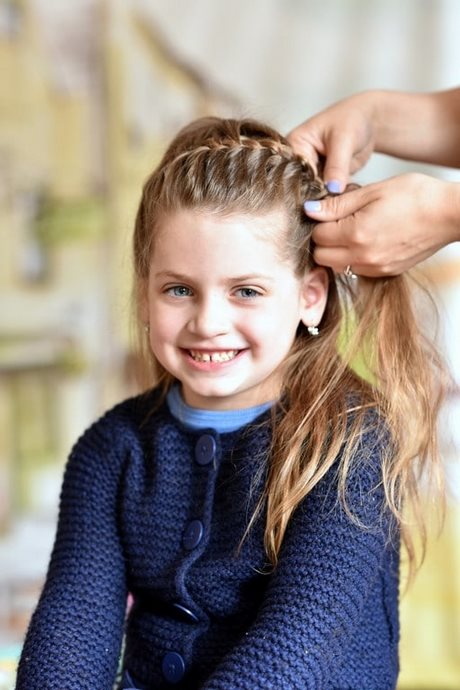 penteados-simples-para-cabelos-cacheados-infantil-40_9 Penteados simples para cabelos cacheados infantil
