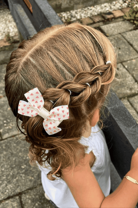 penteados-para-cabelos-ondulados-infantil-51 Penteados para cabelos ondulados infantil