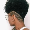 Corte curto feminino cabelo crespo